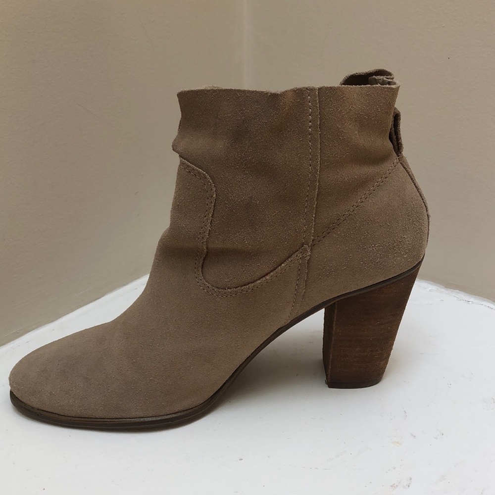 Vince Camuto Feina tan suede booties 3 1/2” heel